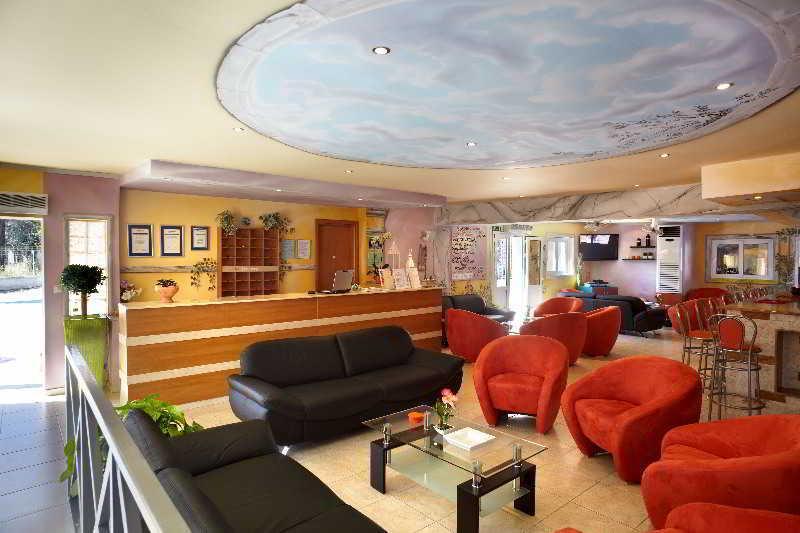 Marietta Hotel Apartments 帕斯蒂达 外观 照片