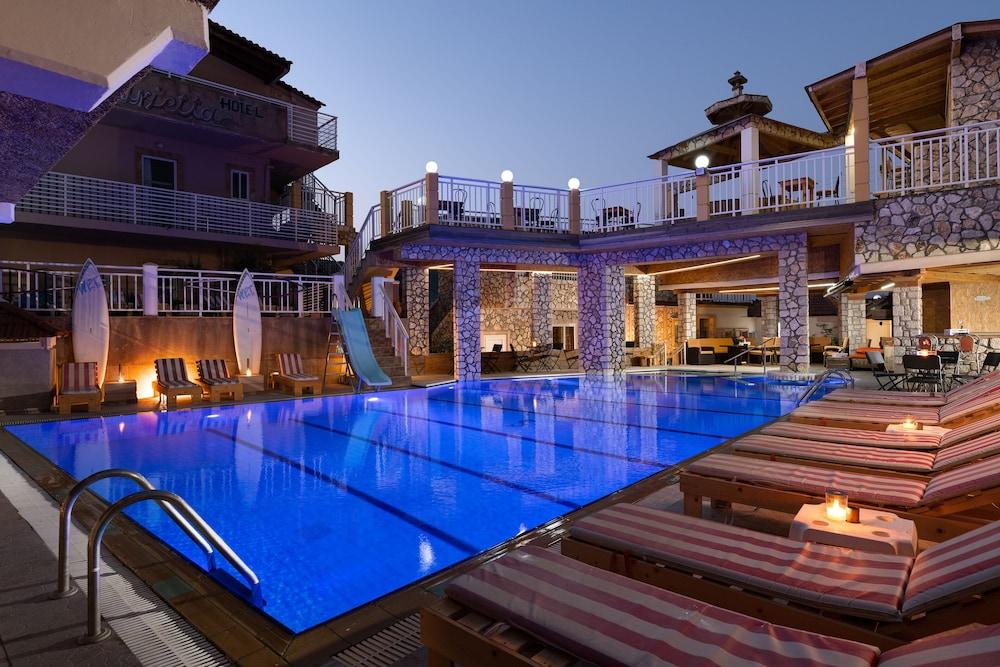 Marietta Hotel Apartments 帕斯蒂达 外观 照片