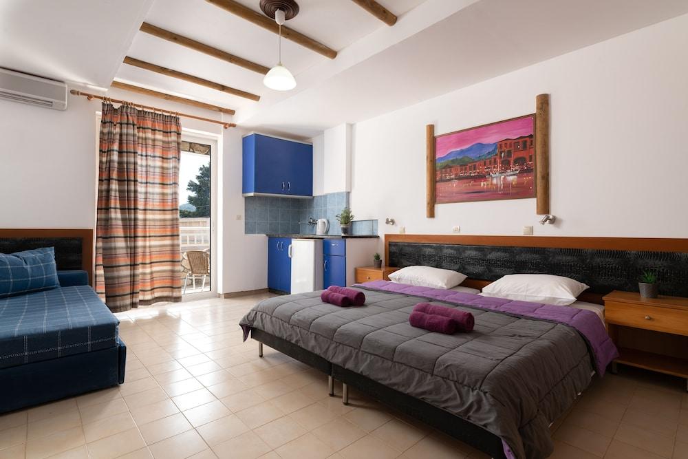 Marietta Hotel Apartments 帕斯蒂达 外观 照片