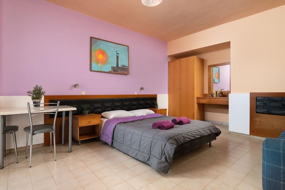 Marietta Hotel Apartments 帕斯蒂达 外观 照片