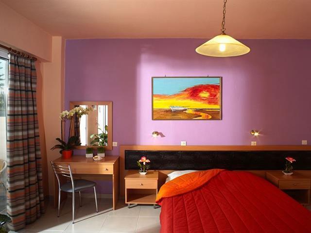 Marietta Hotel Apartments 帕斯蒂达 外观 照片