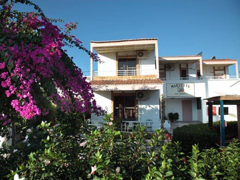 Marietta Hotel Apartments 帕斯蒂达 外观 照片