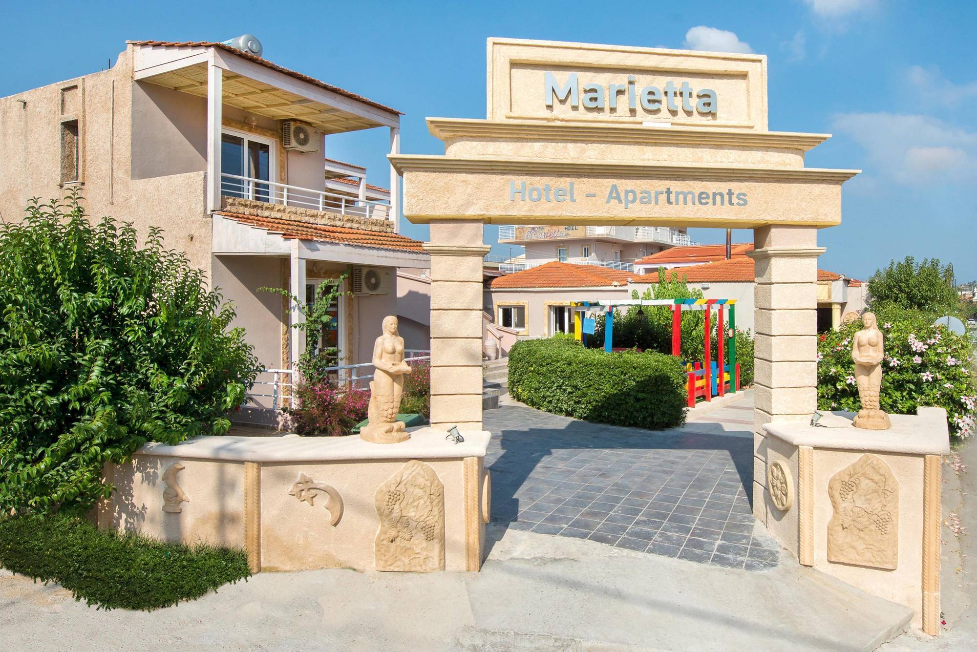 Marietta Hotel Apartments 帕斯蒂达 外观 照片