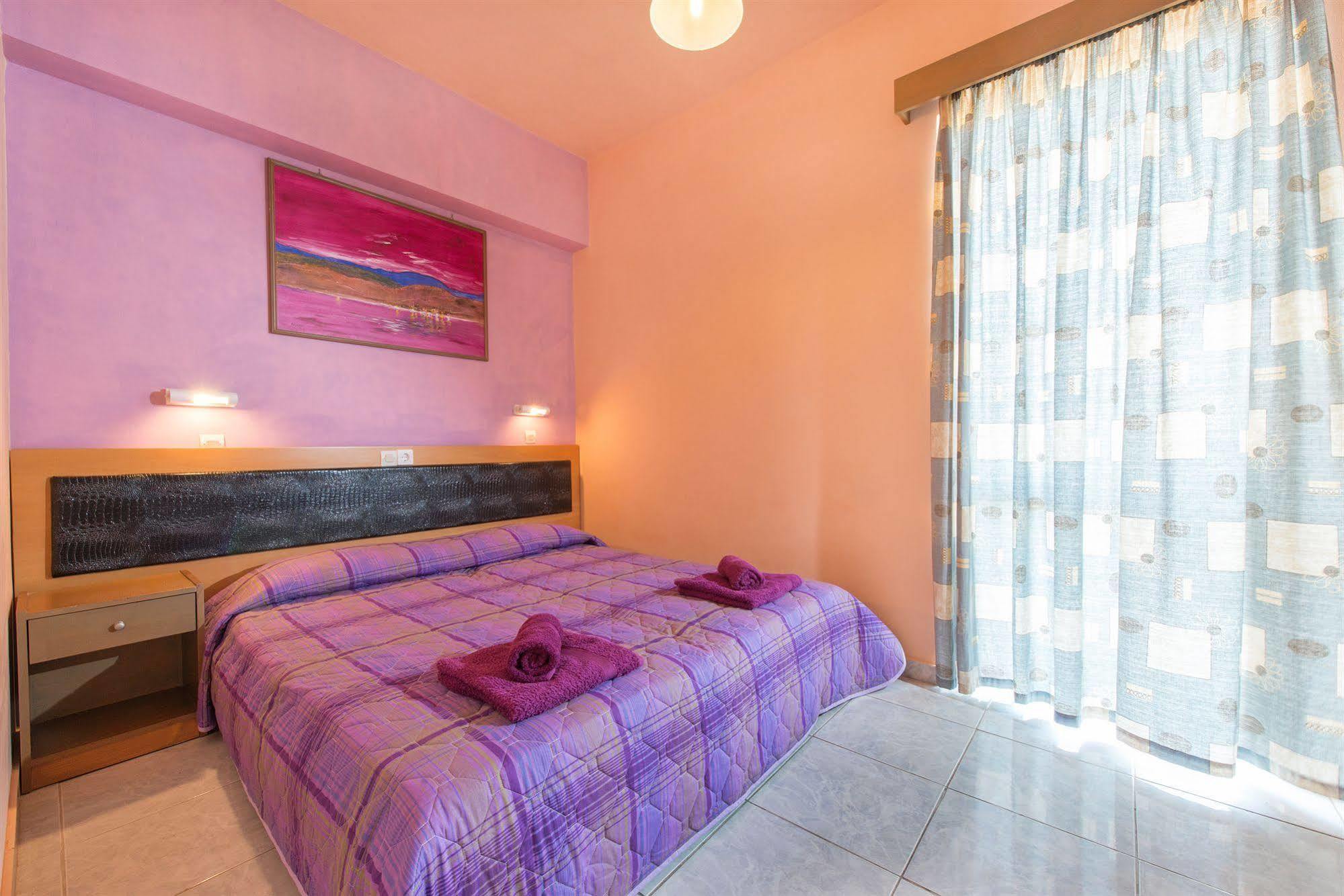 Marietta Hotel Apartments 帕斯蒂达 外观 照片